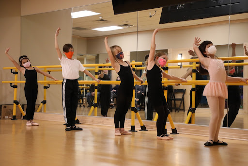 Community Center «Jewish Community Center of Greater Buffalo- Holland Family Building», reviews and photos, 787 Delaware Ave, Buffalo, NY 14209, USA