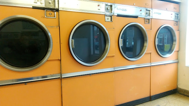Launderette - Laundry service