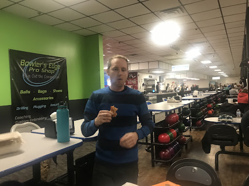 Bowling Alley «Jack & Jill Bowling Lanes», reviews and photos, 105 S 700 E St, American Fork, UT 84003, USA