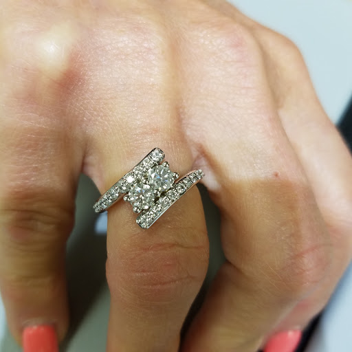 Jewelry Store «Casale Jewelers», reviews and photos, 1639 Richmond Rd, Staten Island, NY 10304, USA