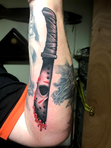 Tattoo Shop «BioGraphix Tattoo Studio», reviews and photos, 147 W Manlius St, East Syracuse, NY 13057, USA