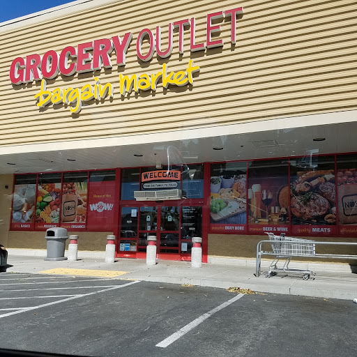 Grocery Store «Grocery Outlet Bargain Market», reviews and photos, 845 Harbor Blvd, West Sacramento, CA 95691, USA