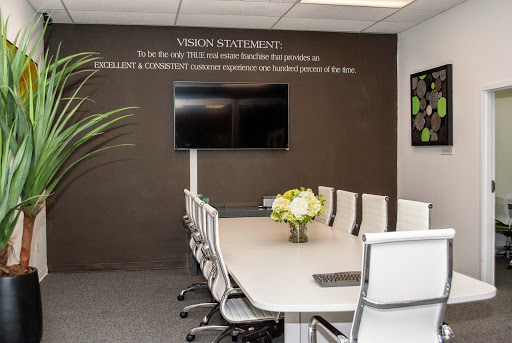 Real Estate Agency «Chantel Ray Real Estate Team - Newport News», reviews and photos, 12090 Jefferson Ave, Newport News, VA 23606, USA