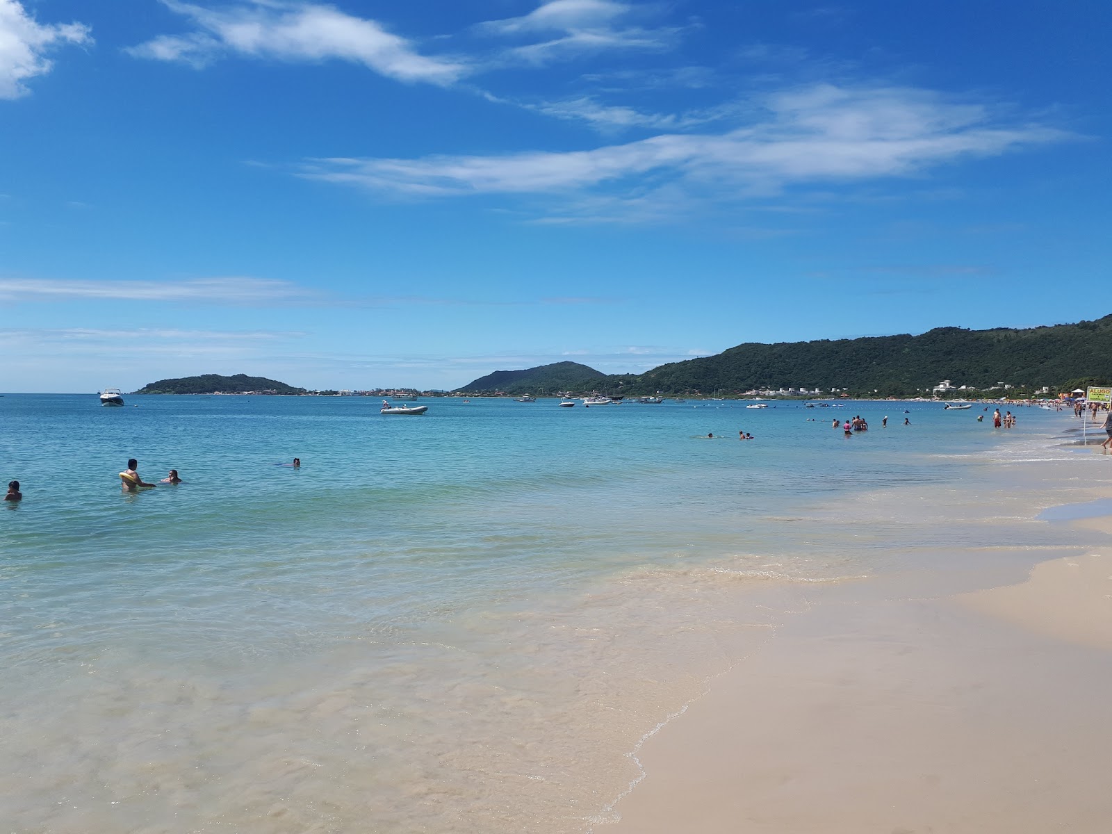 Foto von Cachoeira do Bom Jesus Beach mit beiger sand Oberfläche