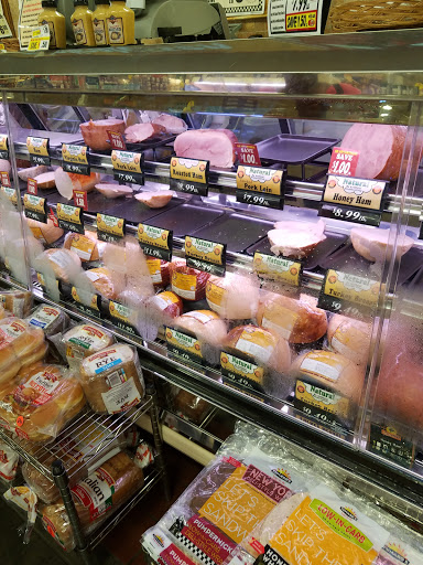 Produce Market «ShopRite of Ewing», reviews and photos, 1750 N Olden Ave, Ewing Township, NJ 08638, USA