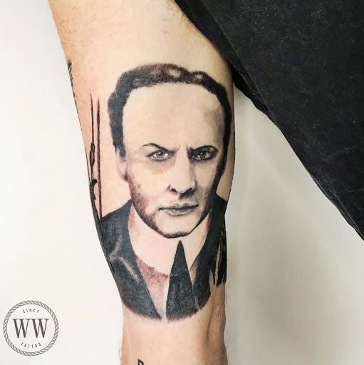 Tattoo Shop «White Whale Tattoo», reviews and photos, 650 E McMillan St, Cincinnati, OH 45206, USA