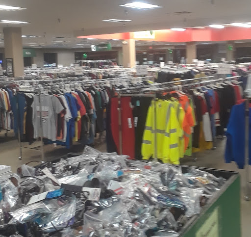 Discount Store «Bargain Hunt», reviews and photos, 250 John W Morrow Jr Pkwy #100, Gainesville, GA 30501, USA