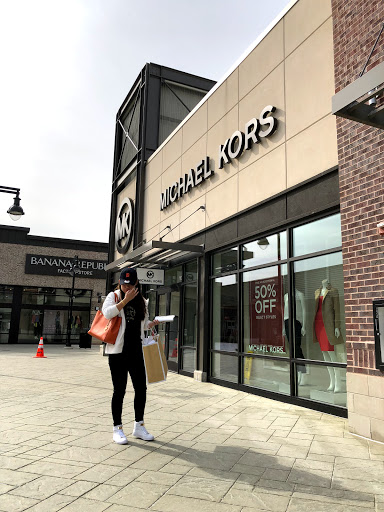 Outlet Mall «Tanger Outlet Grand Rapids», reviews and photos, 350 84th St SW, Byron Center, MI 49315, USA