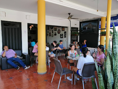 Restaurante Bar Ricuras - Carrera 80 # 82-17, Carepa, Antioquia, Colombia