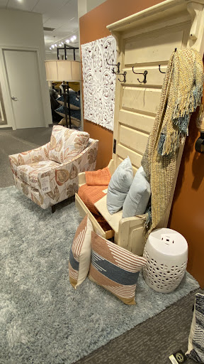 Furniture Store «La-Z-Boy Furniture Galleries», reviews and photos, 9605 Kingston Pike, Knoxville, TN 37922, USA