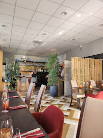 Atmosphère du Restaurant L'ECHANSON à Vaux-en-Beaujolais - n°1