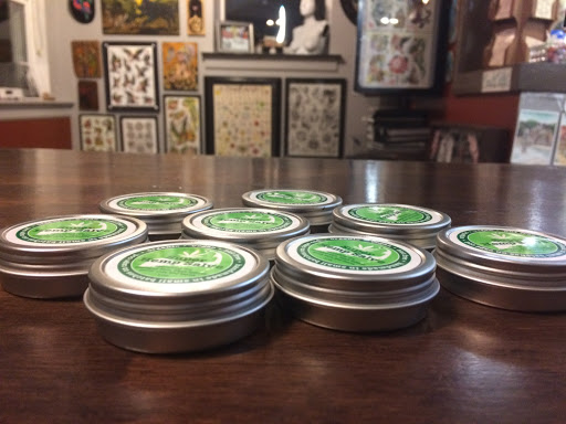 Tattoo Shop «Coastline Tattoo Studio - Provincetown», reviews and photos, 290A Commercial St, Provincetown, MA 02657, USA