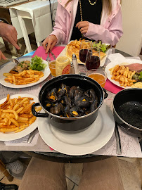 Moules-frites du Restaurant Du Guesclin à Le Mont-Saint-Michel - n°3