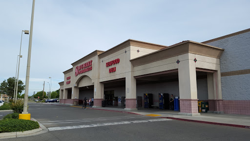 Supermarket «Save Mart Supermarkets», reviews and photos, 4043 W Clinton Ave, Fresno, CA 93722, USA