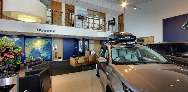 Comments and reviews of Grange Land Rover Swindon