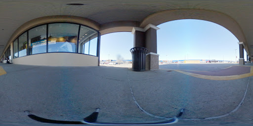 Sportswear Store «Columbia Sportswear at Tanger Outlets», reviews and photos, 455 Tanger Dr, Williamsburg, IA 52361, USA