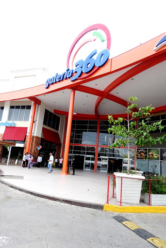 Cinemas open in Santo Domingo