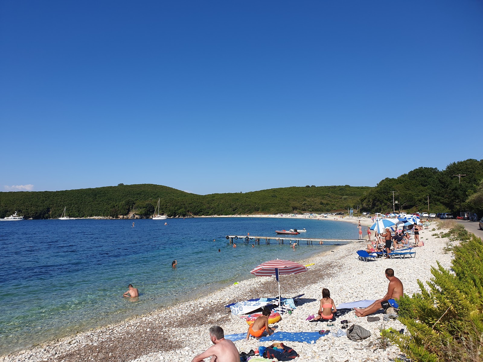 Photo of Avlaki Beach with very clean level of cleanliness