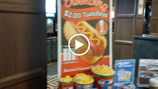 Movie Theater «Marcus Theatres Majestic Cinema of Omaha», reviews and photos, 14304 W Maple Rd, Omaha, NE 68164, USA