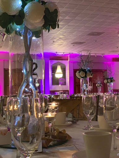 Caterer «Lone Tree Manor Banquet Hall & Catering», reviews and photos, 7730 N Milwaukee Ave, Niles, IL 60714, USA