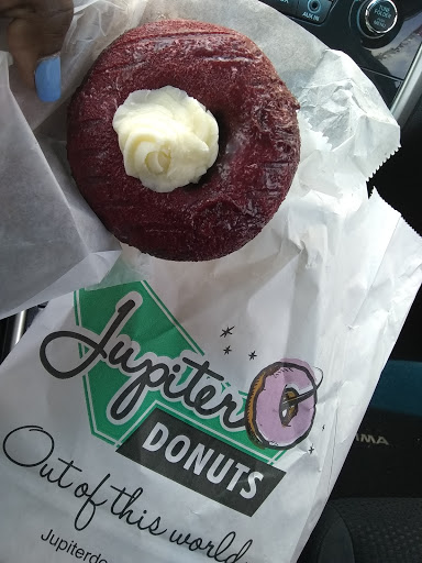 Donut Shop «Jupiter Donut Factory», reviews and photos, 141 Center St, Jupiter, FL 33458, USA