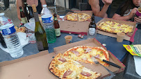 Plats et boissons du Pizzas à emporter À La Cabane à Pizza à Saint-Avé - n°2