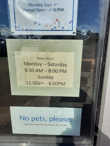 Vitamin & Supplements Store «Vitamin Shoppe», reviews and photos, 3689 28th St SE, Grand Rapids, MI 49512, USA