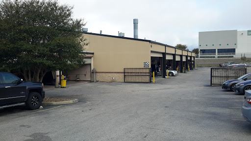 Auto Body Shop «Caliber Collision», reviews and photos, 17295 S Interstate Hwy 35, Schertz, TX 78154, USA