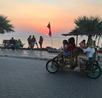 Carros a pedal Al viento (Alquiler de bicis)