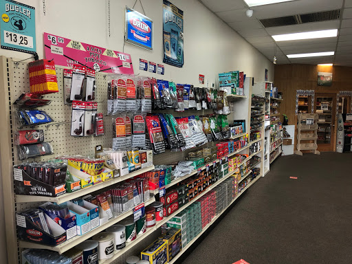 Tobacco Shop «Tobacco Road Outlet #23 - Tobacco and Vapor», reviews and photos, 1735 Reed Rd NE # 3, Leland, NC 28451, USA
