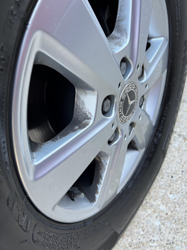 Car Wash «Splash Hand Car Wash and Detail Center», reviews and photos, 5108 N Milwaukee Ave, Chicago, IL 60630, USA