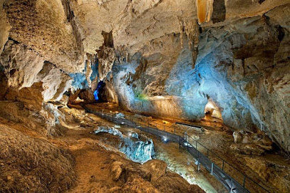 Lugar de interés histórico – Cueva Cullalvera – Ramales de la Victoria