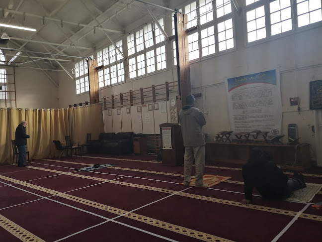 Comments and reviews of Aberystwyth Masjid