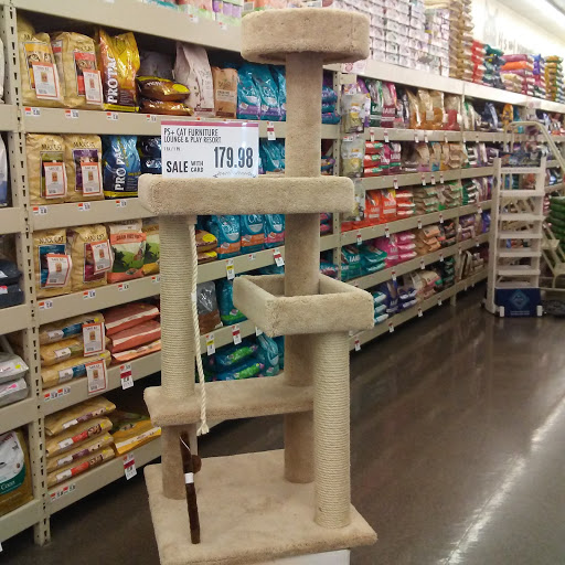 Pet Supply Store «Pet Supplies Plus», reviews and photos, 911 N Cable Rd a, Lima, OH 45805, USA