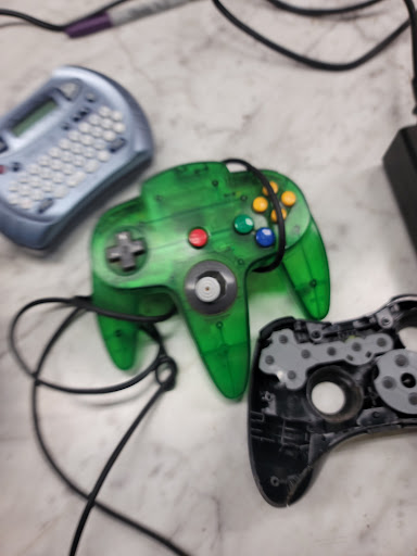 Video Game Store «Metro Computer, Games and iRepair, LLC», reviews and photos, 16567 E 10 Mile Rd, Eastpointe, MI 48021, USA