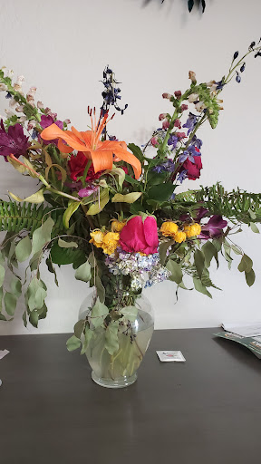 Florist «Sun City Florists, Cards and Gifts», reviews and photos, 14629 N Del Webb Blvd, Sun City, AZ 85351, USA