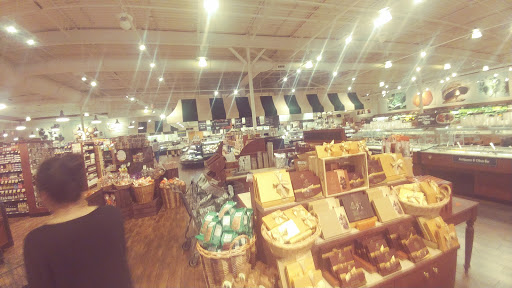 Grocery Store «The Fresh Market», reviews and photos, 138 E Main St, Smithtown, NY 11787, USA
