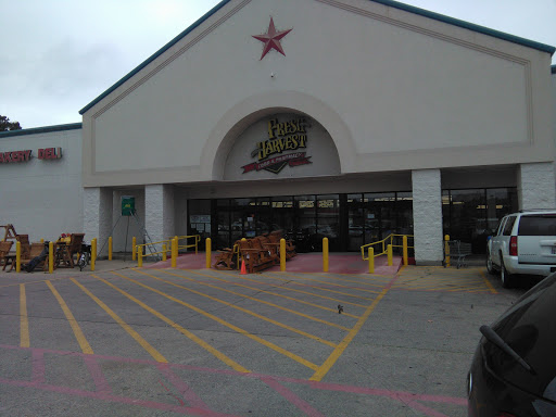 Grocery Store «Brookshire Brothers», reviews and photos, 603 E Houston St, Cleveland, TX 77327, USA