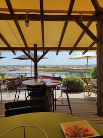 Atmosphère du Restaurant de fruits de mer La Cabane du Mimbeau à Lège-Cap-Ferret - n°2