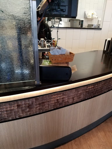 Coffee Shop «Caribou Coffee & Einstein Bros. Bagels», reviews and photos, 5901 Mills Civic Pkwy, West Des Moines, IA 50266, USA