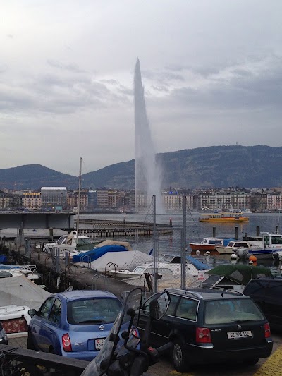 Photos of Place de jeux des Bains des P&acirc;quis