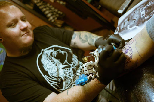 Tattoo Shop «Riot Ink Custom Tattoos», reviews and photos, 8761 Smoky Row Rd, Powell, OH 43065, USA