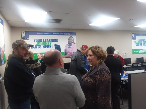 Thrift Store «Goodwill Industries McHenry», reviews and photos, 2006 N Richmond Rd, McHenry, IL 60051, USA