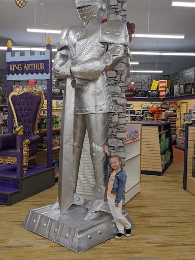 Toy Store «King Arthurs Court Toys», reviews and photos, 3040 Madison Rd, Cincinnati, OH 45209, USA