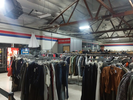 Thrift Store «Super Thrift Store Rescue Mission», reviews and photos, 13422 Saticoy St, North Hollywood, CA 91605, USA