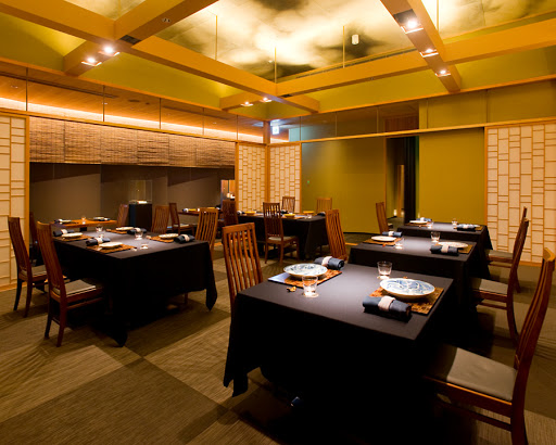 Luxury restaurants Tokyo