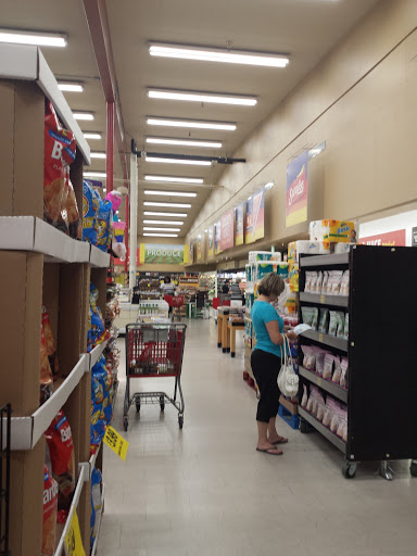 Grocery Store «Grocery Outlet Bargain Market», reviews and photos, 354 S 1st Ave, Hillsboro, OR 97123, USA