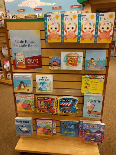 Book Store «Barnes & Noble», reviews and photos, 2191 N Rainbow Blvd, Las Vegas, NV 89108, USA