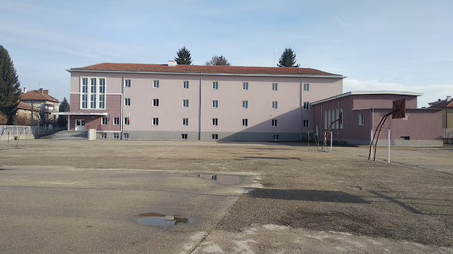 Отзиви за Второ основно училище "Стефан Пешев" в Севлиево - Училище