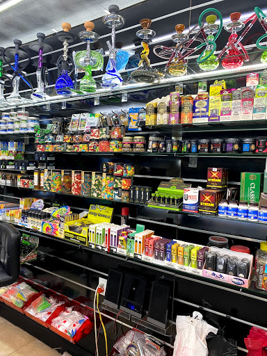 Vaporizer Store «Miami Vape Smoke Shop», reviews and photos, 471 NE 167th St, North Miami Beach, FL 33162, USA